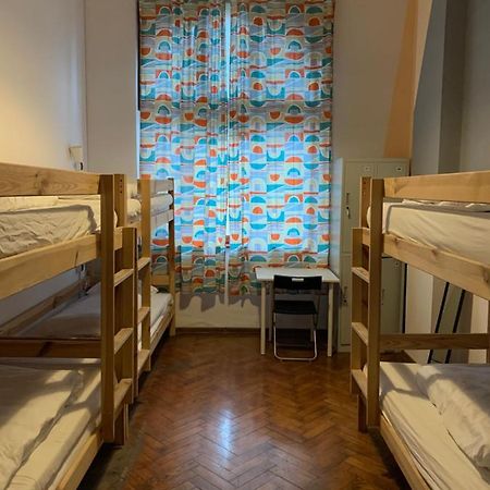 Viki Apartment Krakau Buitenkant foto