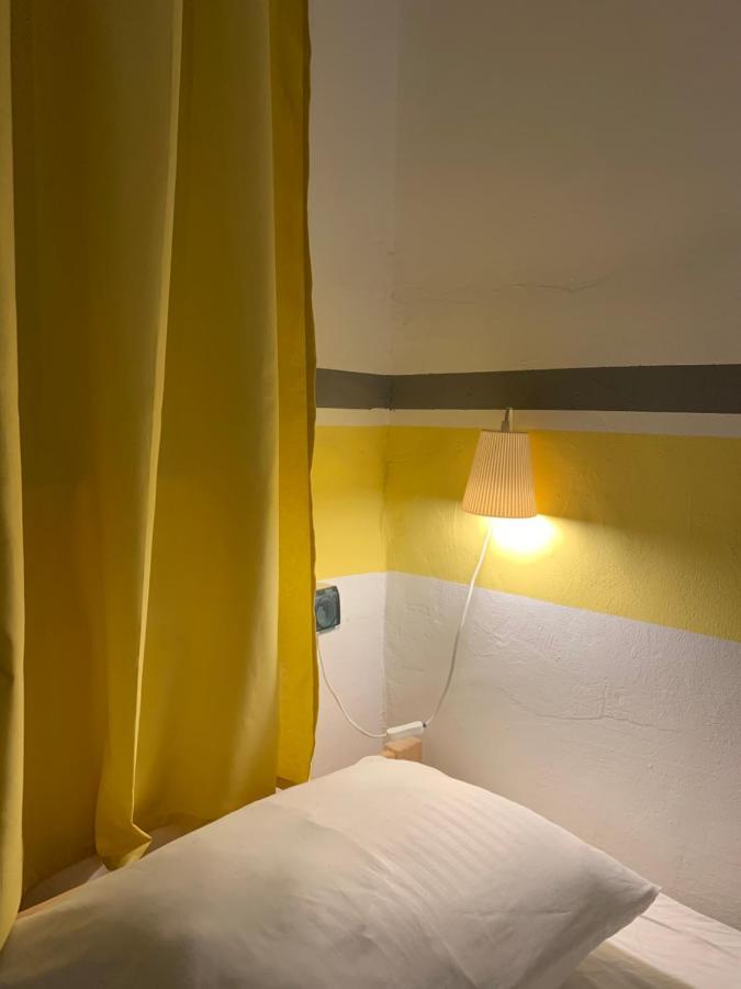 Viki Apartment Krakau Buitenkant foto